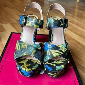 Circus by Sam Edelman strap sandals